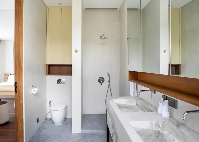 Trident-1 Modern 4br In Batu Bolong, Villa *