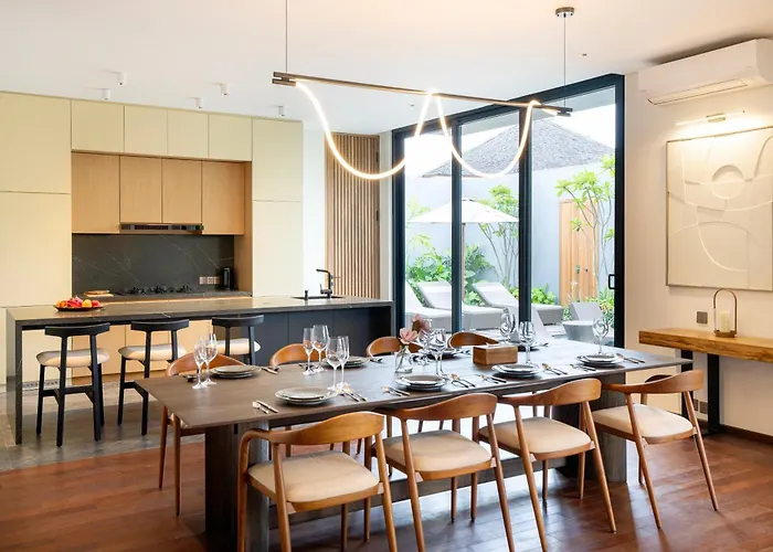 Villa Trident-1 Modern 4br In Batu Bolong,