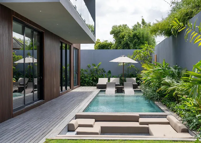 Trident-1 Modern 4br In Batu Bolong, Canggu