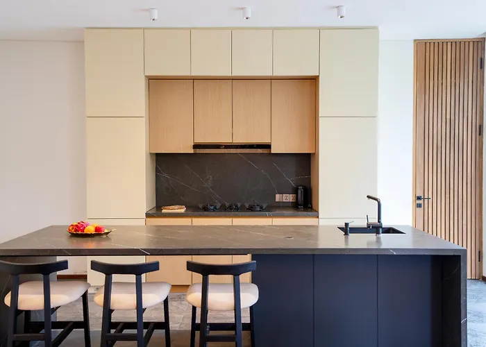 Trident-1 Modern 4br In Batu Bolong, * Canggu